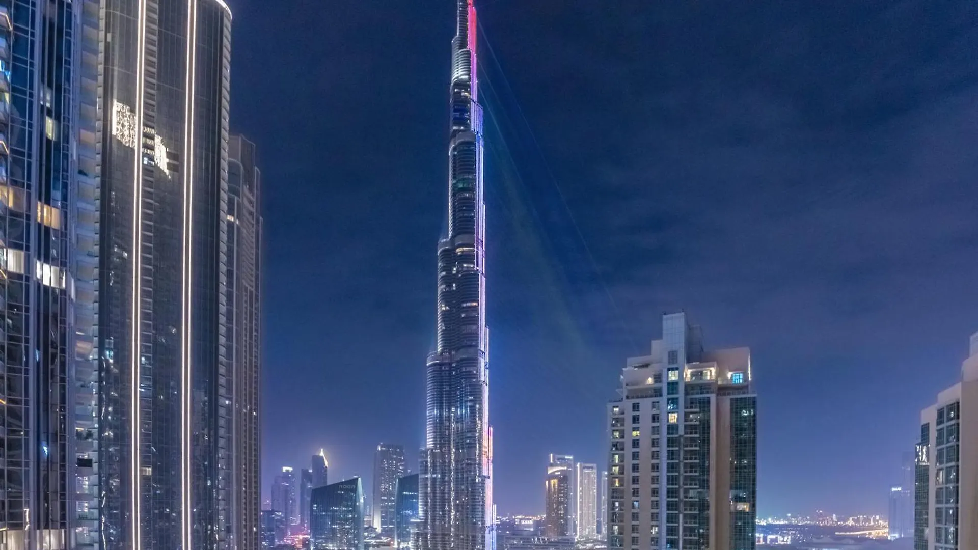 Luxurious 4Br Apartment W/ Prime Burj Khalifa View Dubaï 0*,  Émirats arabes unis