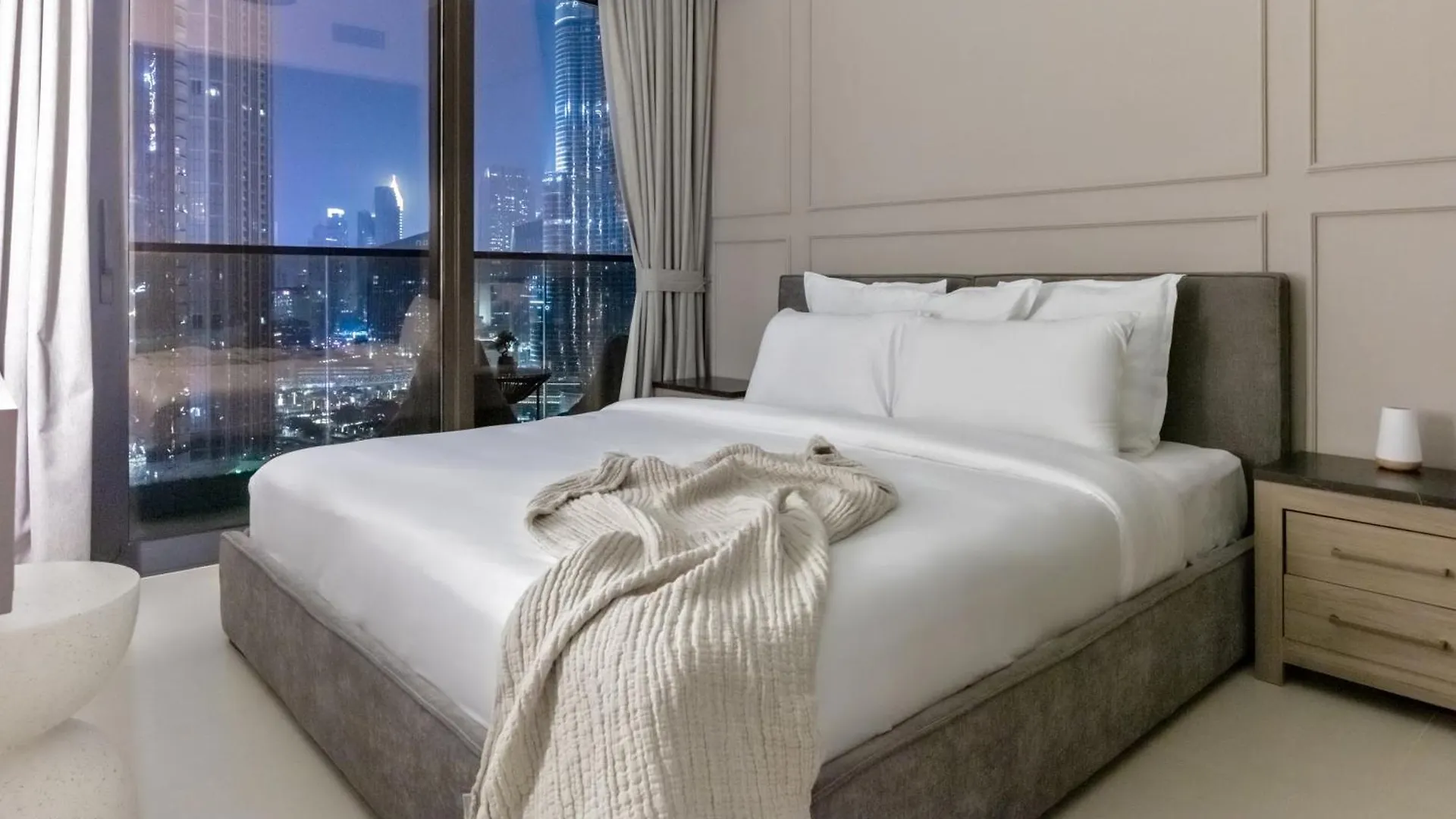 Luxurious 4Br Apartment W/ Prime Burj Khalifa View Dubai 0*,  United Arab Emirates